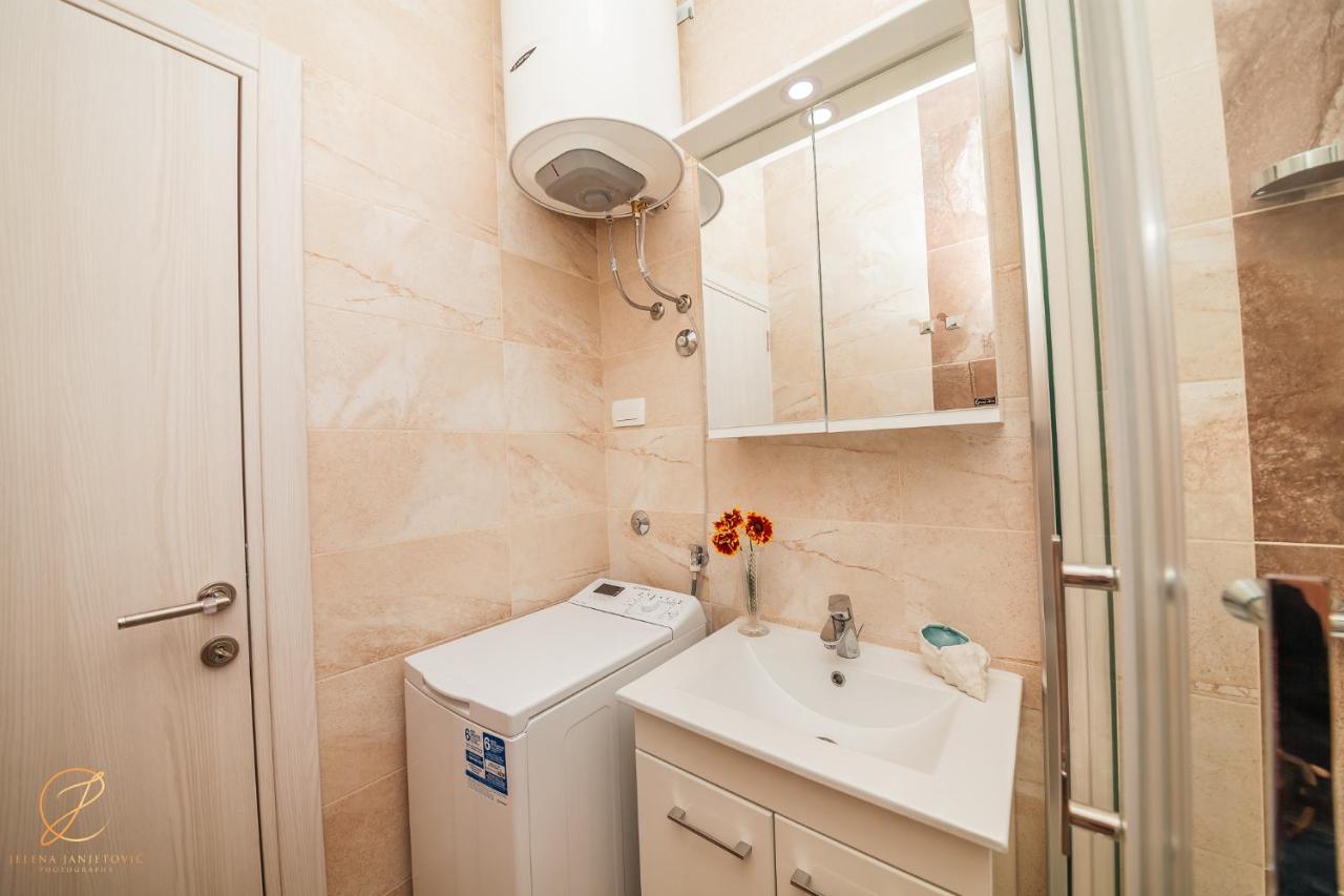 Apartments Ruzmarin ヘルツェグ・ノヴィ エクステリア 写真