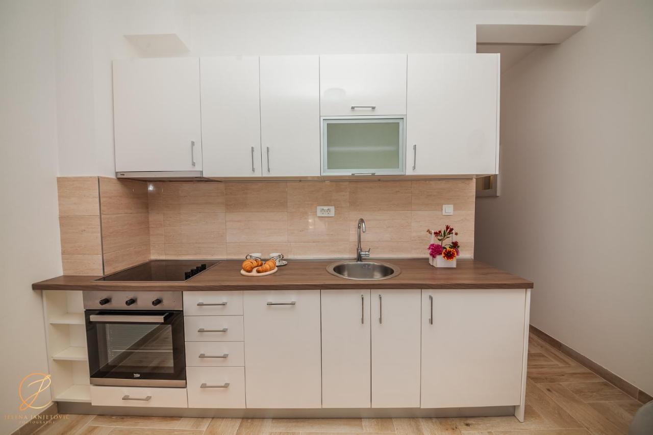 Apartments Ruzmarin ヘルツェグ・ノヴィ エクステリア 写真